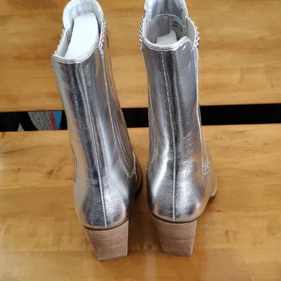 Chinese Laundry Silver Metallic Cali Fashion Boots Size 10 - Picture 5 of 12